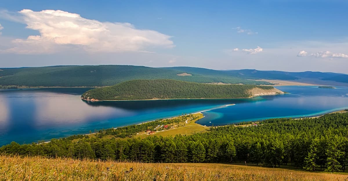 khuwsgul lake